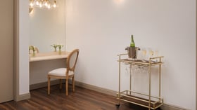 21 - Black Forest - BLAF - The Suite - Get Ready Suite