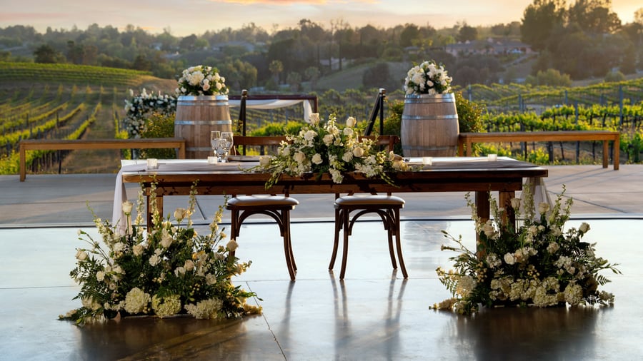 16 - Danza Del Sol Winery - Danz - Barrel Room - Sweatheart Table