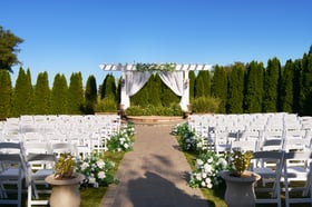 02 - Eagle Ridge - EAGR - Arbor Lawn - Outdoor Ceremony
