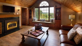 31 - Fern Hill Barn - FERN - Willow Suite - Get Ready Suite