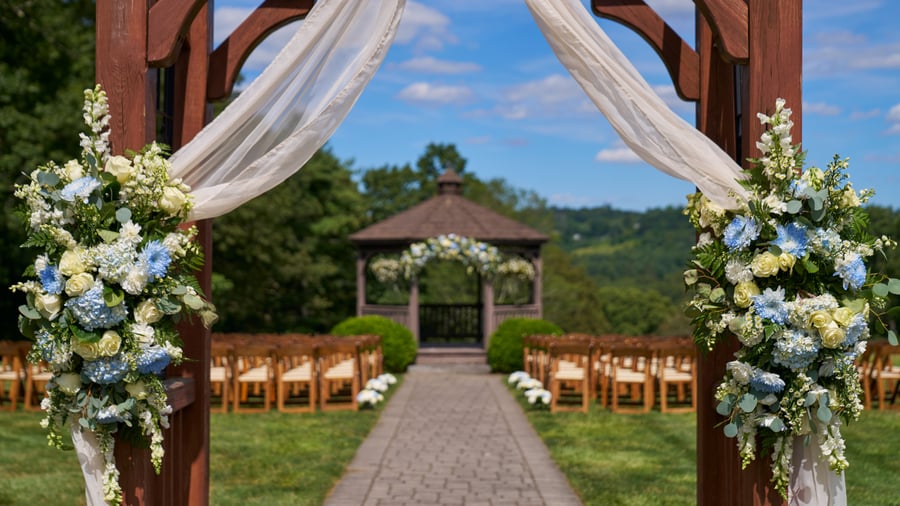 34 - Fern Hill Barn - FERN - Gazebo Ceremony - Outdoor Ceremony