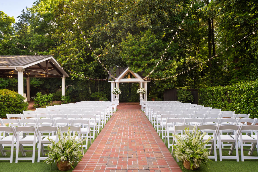 03 - Flint Hill - FLIN - Courtyard Ceremony - Outdoor Ceremony