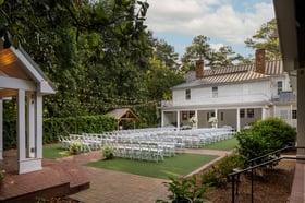 07 - Flint Hill - FLIN - Courtyard Ceremony - Outdoor Ceremony