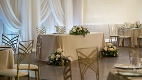13 - Fresno Fields - FRES - Emerald Room - Sweatheart Table