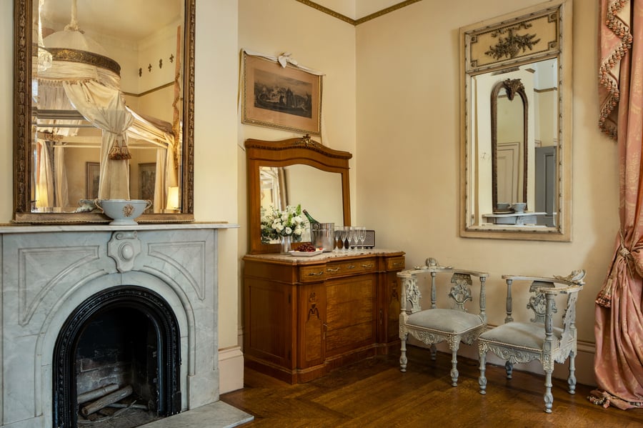 23 - Jefferson Street Mansion - JEFM  - The Suite - Get Ready Suite