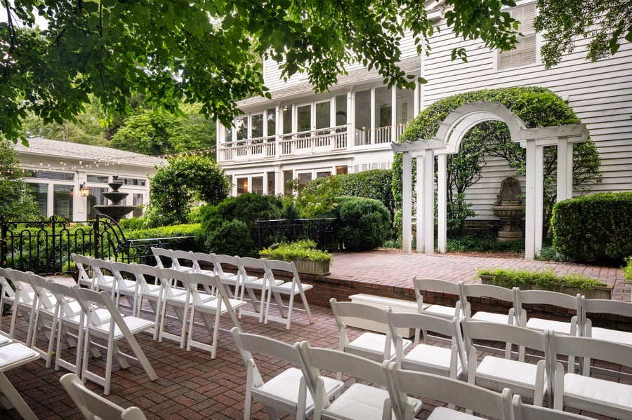 15 - Primrose Cottage - PRIM - Garden Terrace - Outdoor Ceremony