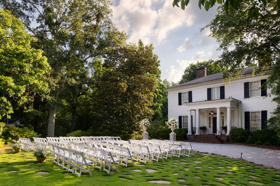 32 - Primrose Cottage - PRIM - Front Lawn - Ceremony