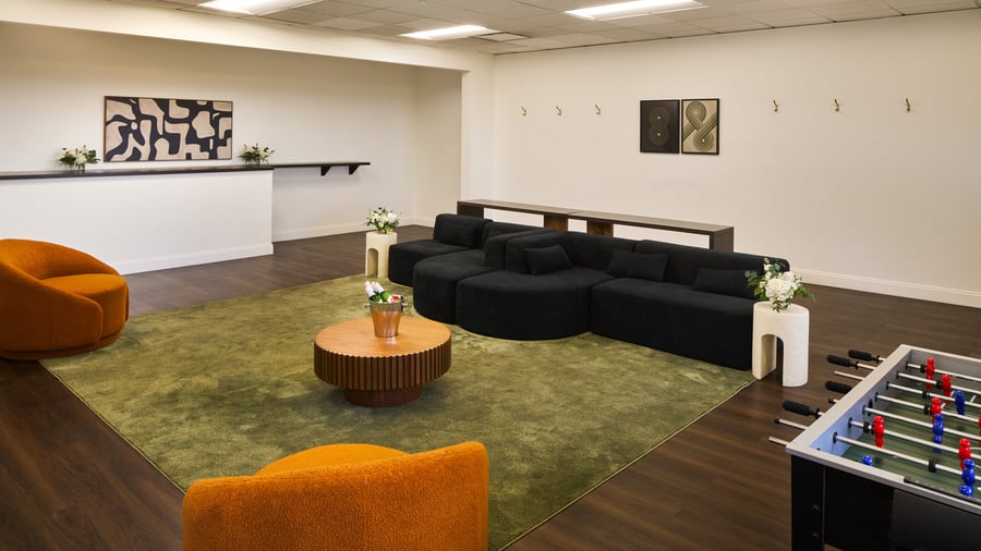 24 - Sierra La Verne - SIEL - The Louge  - Get Ready Suite