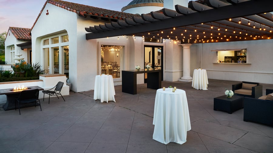 17 - Sterling Hills - STEH - Range View Patio - Cocktail