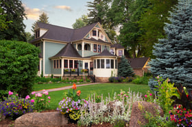 07 - Tapestry House - TAPE - Garden and House - Photo Opportunity