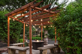29 - Tapestry House - TAPE - Garden Parlor - Cocktail Hour