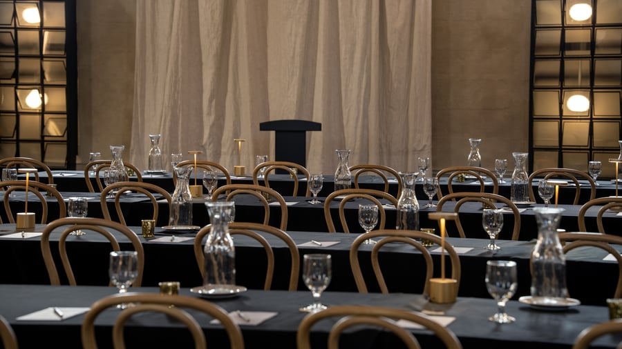 23 - The Headquarters - HEAD - Gilded Hall - Corporate Set-Up