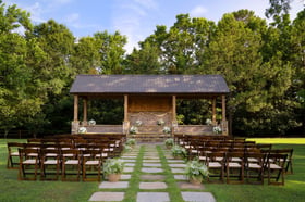 36 - Vinewood Stables - VINE - Ceremony Pavilion - Ceremony