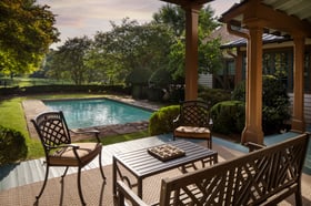 45 - Vinewood Stables - VINE - House Grounds - Photo Opportunity