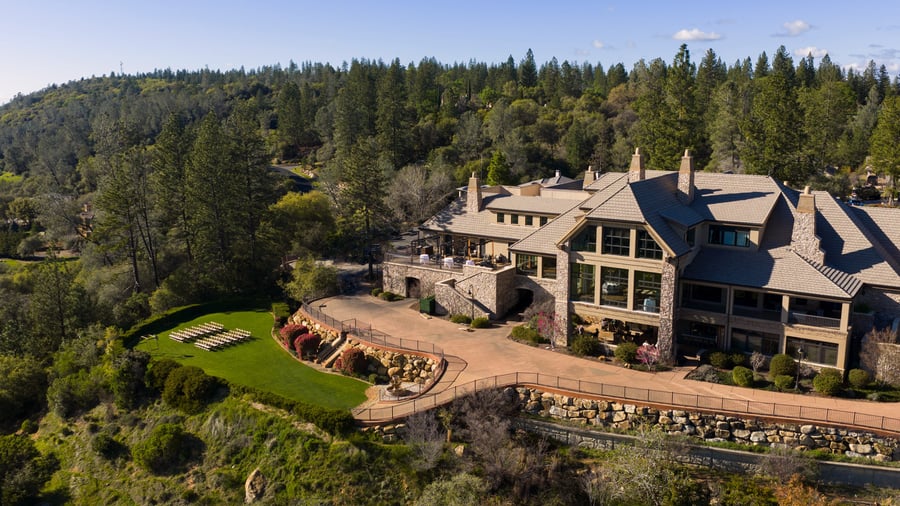 22 - Winchester Vista - WINC - Winchester Vista - Aerial overview of outdoor space