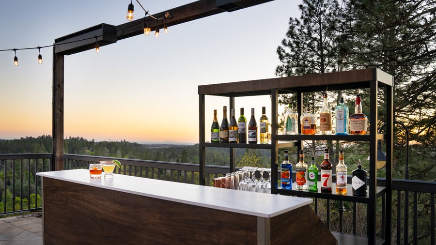 29 - Winchester Vista - WINC - Cocktail Patio - Bar detail