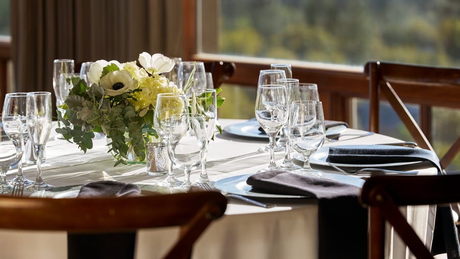 32 - Winchester Vista - WINC - Winchester Room - Reception detail