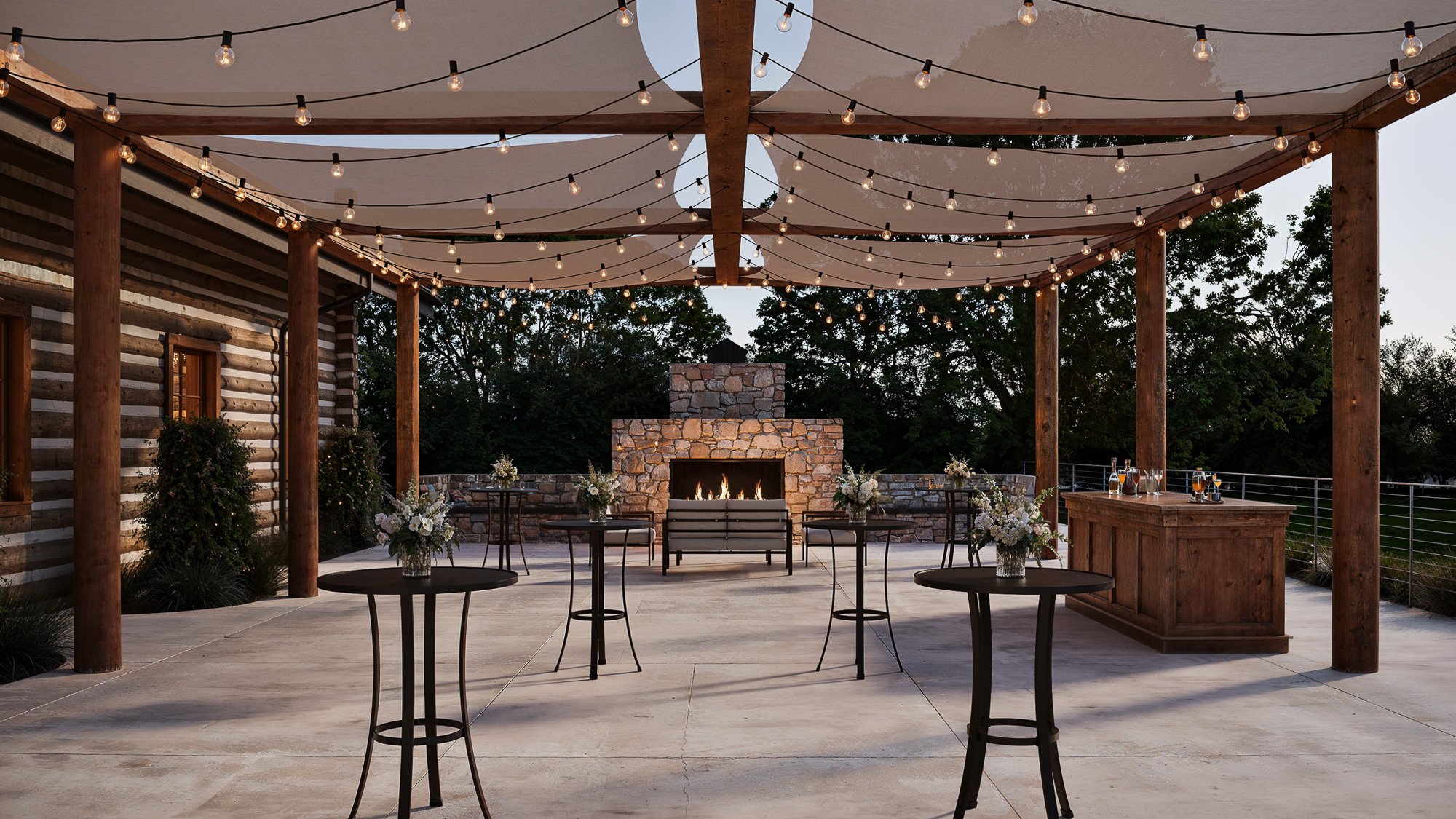 Casa del Rio Venue: Woodland Style Lodge in Fresno, CA | Wedgewood Events