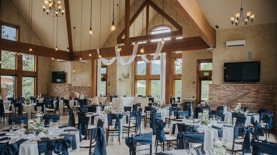 Gorgeous event space with navy accents - Della Terra by Wedgewood Events
