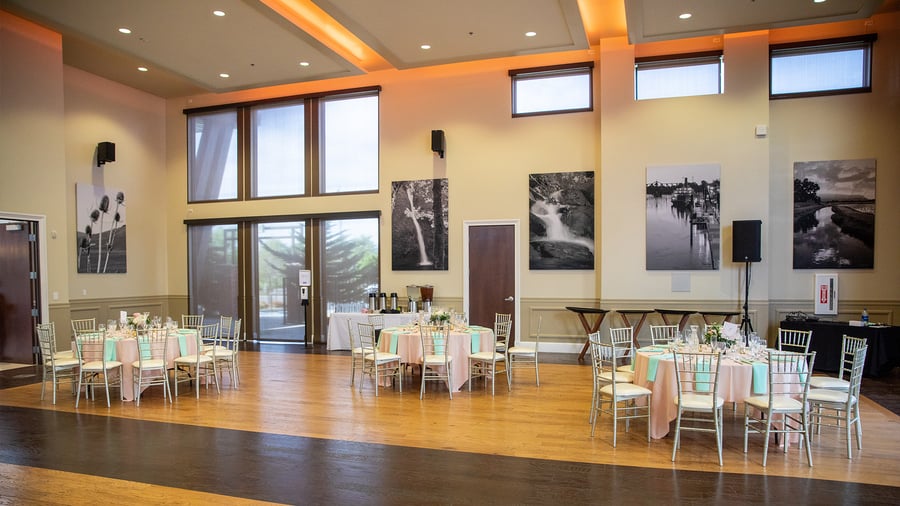 Social setup in grand hall - Evergreen Springs by Wedgewood Events
