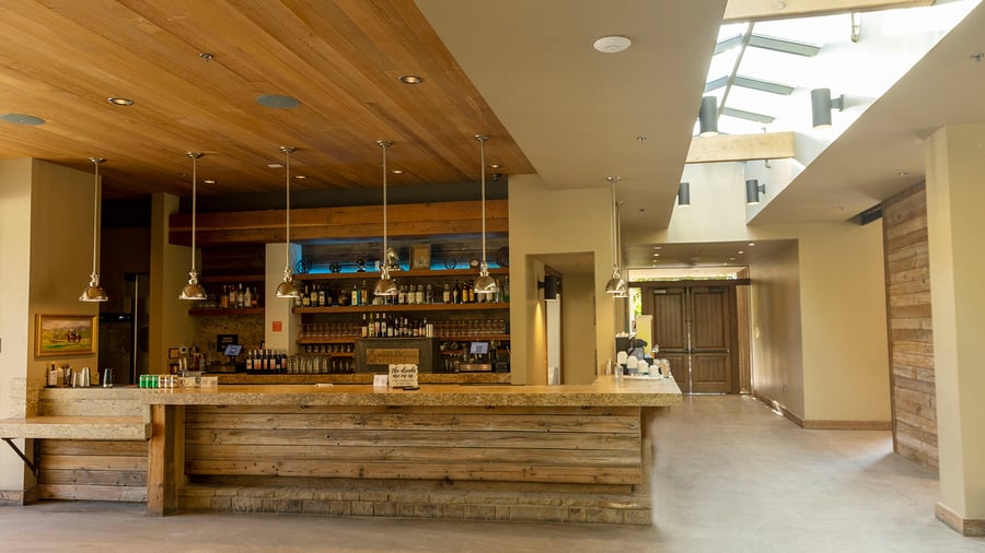 Cocktail area with built-in wooden bar - Galway Downs by Wedgewood Events