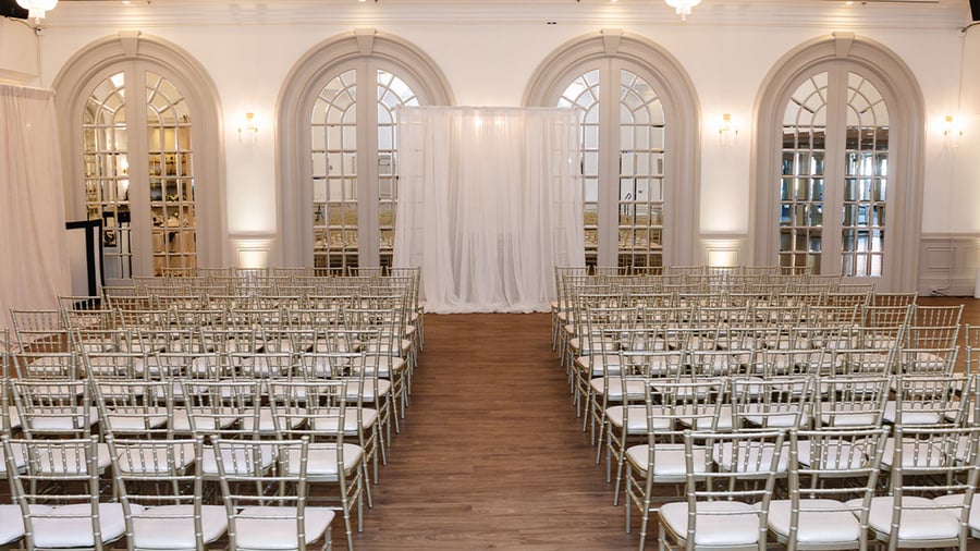 Indoor gathering area - Sterling Hotel by Wedgewood Events