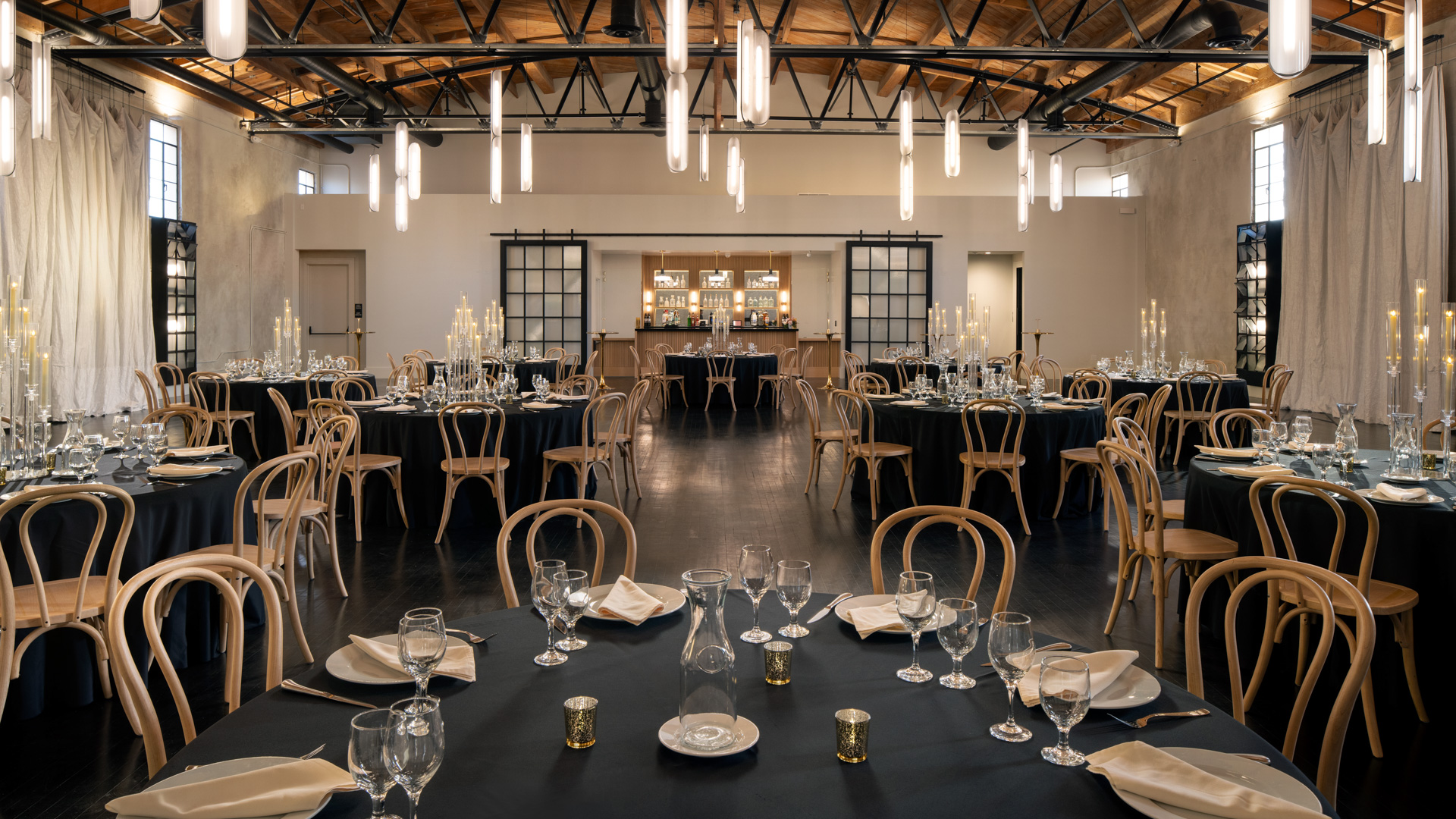 6 - The Headquarters - HEAD - Gilded Hall - Corporate Set-Up