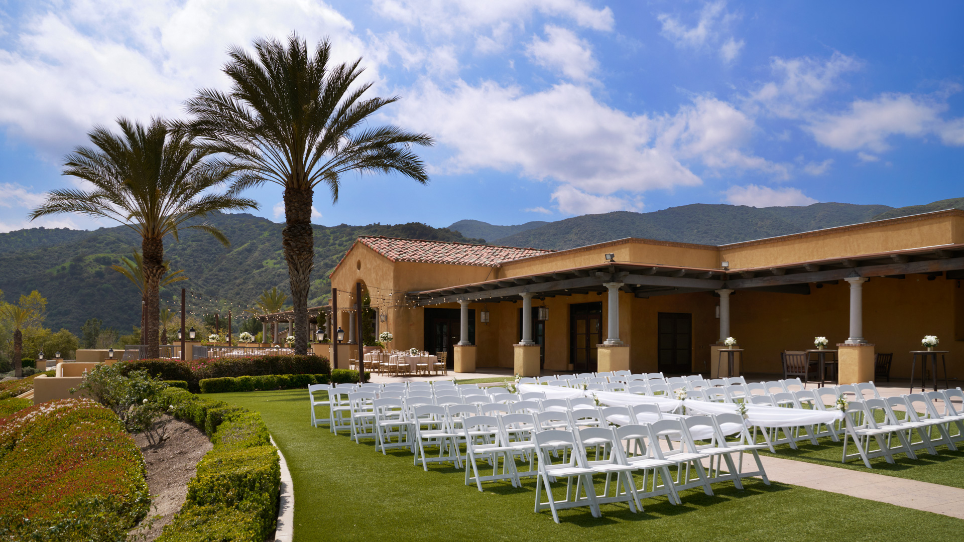 13 - The Retreat - RETR - Terrace Lawn - Ceremony